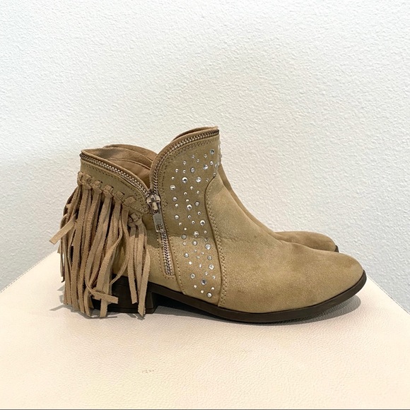 Embellished Fringe Shorty Boots - Picture 8 of 13